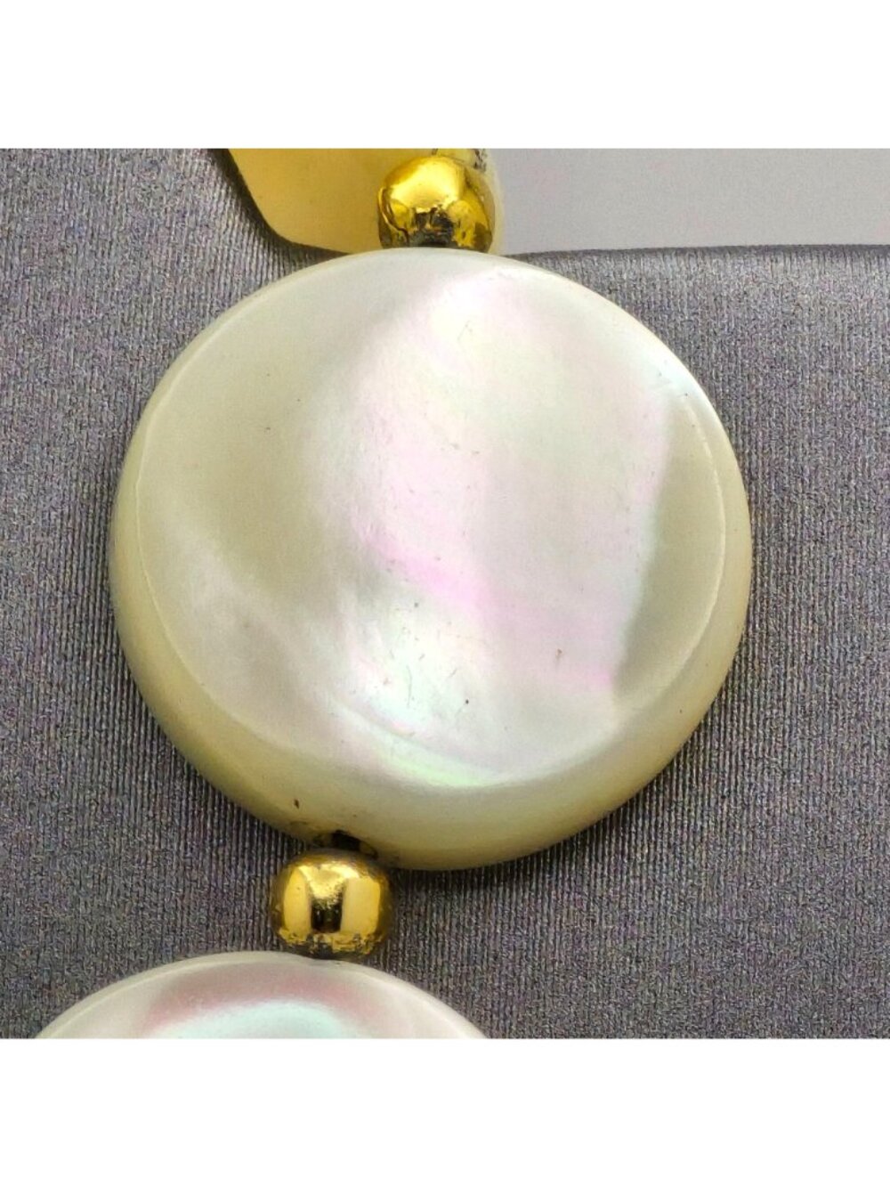Vintage Mother Of Pearl Coin Necklace Gold Plated Nautical Chic Shell Jewelry - Picture 7 of 13